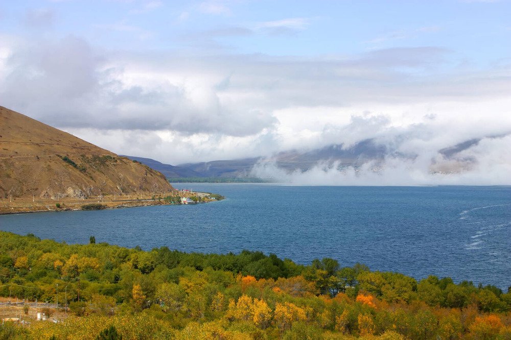 lake sevan location