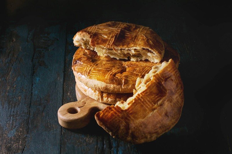 Gata: The Sweet Heart of Armenian Pastry