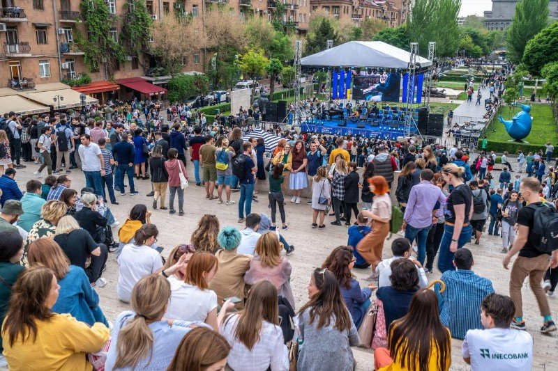 Yerevan Truens 2807 Festivals