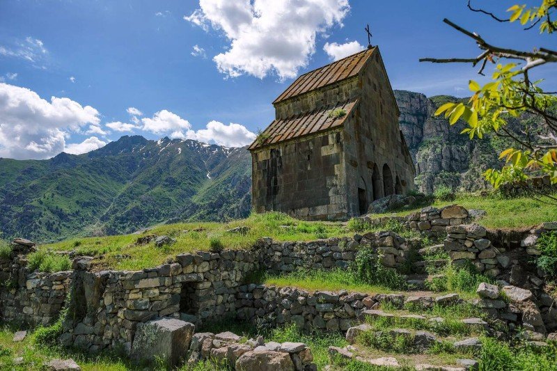 Best time visit Armenia villages