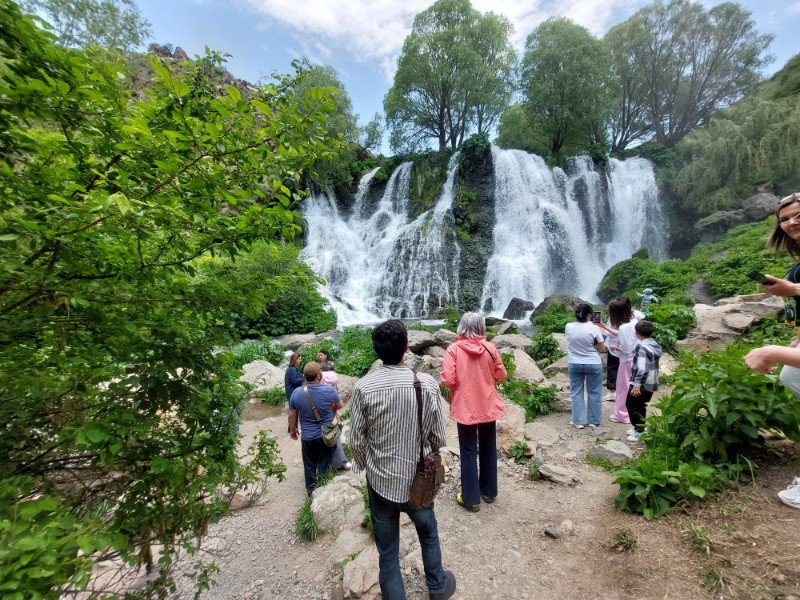 Best time to join a small group tour in Armenia